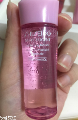 化妝誤區(qū)有哪些？11個(gè)常見(jiàn)的化妝誤區(qū)