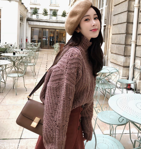 毛衣可以放洗衣機(jī)脫水嗎？毛衣脫水須謹(jǐn)慎