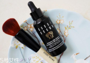 冬天護(hù)膚用霜還是乳？6款適合冬天用的護(hù)膚品推薦