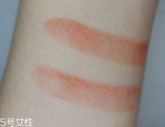 冬天護(hù)膚用霜還是乳？6款適合冬天用的護(hù)膚品推薦