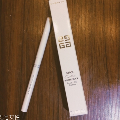 紀(jì)梵希眼線筆好用嗎？防水不暈染的紀(jì)梵希眼線筆