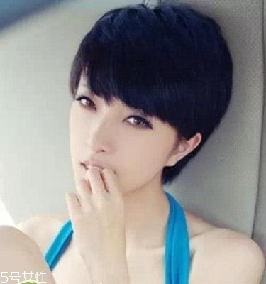 大臉女生適合的短發(fā)發(fā)型 短發(fā)打理步驟 大臉女生適合的短發(fā)發(fā)型 短發(fā)打理步驟