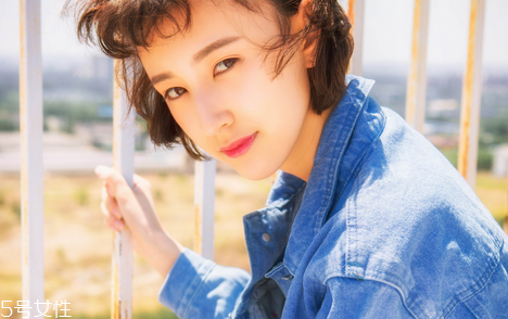 短發(fā)怎么做新娘造型？編發(fā)好看又簡單