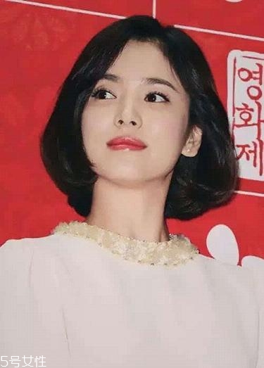 大臉女生適合的短發(fā)發(fā)型 短發(fā)打理步驟 大臉女生適合的短發(fā)發(fā)型 短發(fā)打理步驟