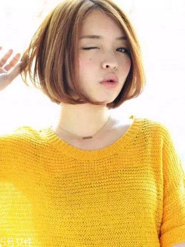 大臉女生適合的短發(fā)發(fā)型 短發(fā)打理步驟 大臉女生適合的短發(fā)發(fā)型 短發(fā)打理步驟