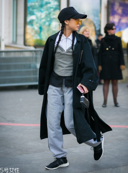 屁股大的女生穿什么褲子好看？這樣穿顯瘦又有氣質(zhì)