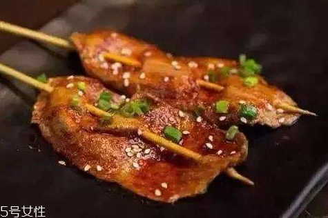 微波爐烤牛肉幾分鐘 十分鐘之內(nèi)即可 微波爐烤牛肉幾分鐘 十分鐘之內(nèi)即可