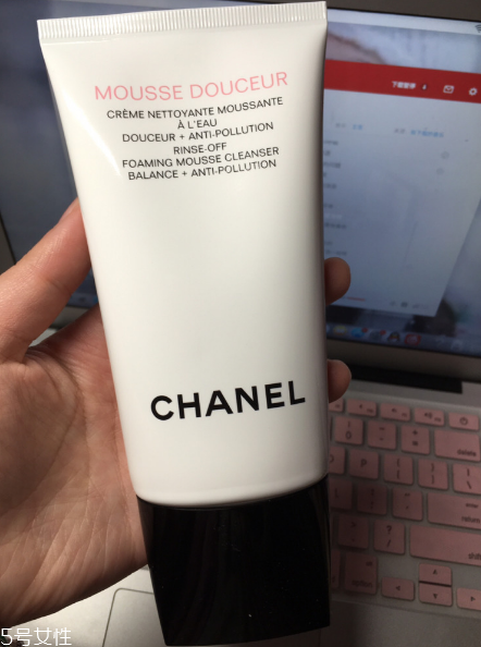 香奈兒山茶花洗面奶使用測(cè)評(píng) 味道很高級(jí) 香奈兒山茶花洗面奶使用測(cè)評(píng) 味道很高級(jí)