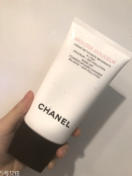 香奈兒山茶花洗面奶和sk2氨基酸洗面奶哪個好用 香奈兒山茶花洗面奶和sk2氨基酸洗面奶哪個好用