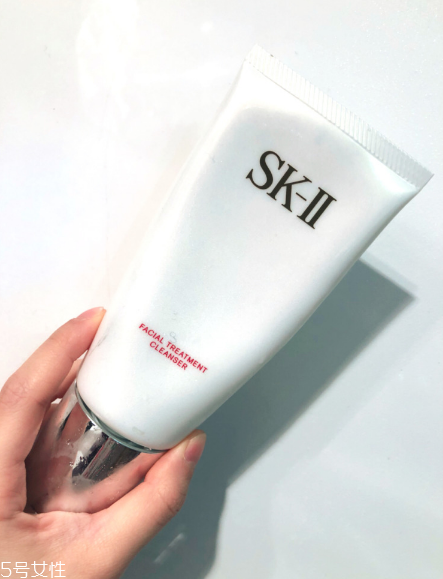 香奈兒山茶花洗面奶和sk2氨基酸洗面奶哪個好用 香奈兒山茶花洗面奶和sk2氨基酸洗面奶哪個好用
