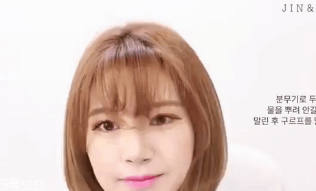 李圣經(jīng)同款短發(fā)怎么打理？吹頭發(fā)的時(shí)候盡量吹發(fā)根