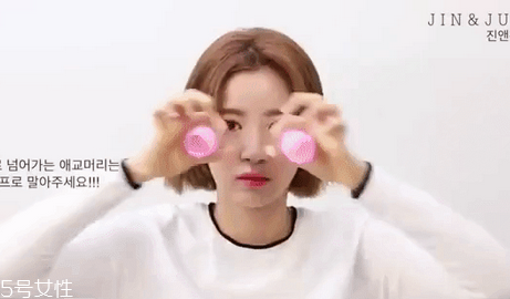 李圣經(jīng)同款短發(fā)怎么打理？吹頭發(fā)的時(shí)候盡量吹發(fā)根