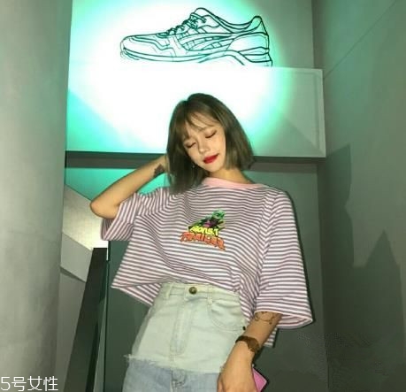 短發(fā)有劉海好看還是沒有劉海好 能修飾臉型更顯小臉 短發(fā)有劉海好看還是沒有劉海好 能修飾臉型更顯小臉