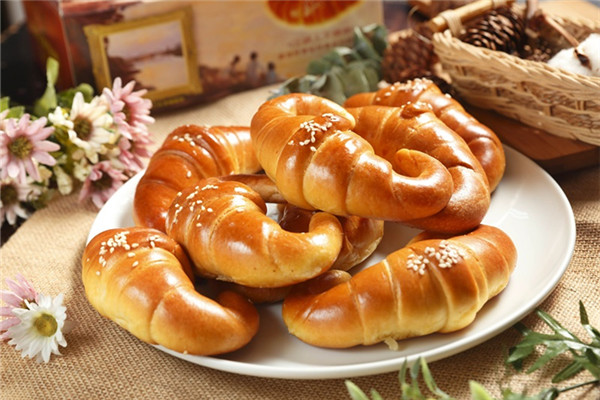 金牛角面包的做法 三峽金牛角美味秘方 金牛角面包的做法 三峽金牛角美味秘方