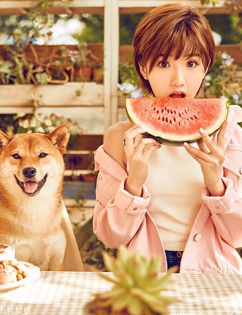 外翹短發(fā)適合什么臉型？再燙內(nèi)扣你就out了