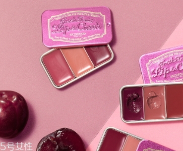 腮紅膏用什么工具？和粉狀腮紅不一樣