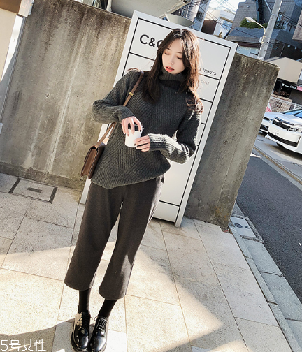 毛衣上面有血怎么處理？