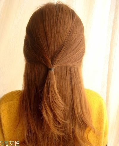 披肩發(fā)怎么扎好看？披肩發(fā)好看扎發(fā)圖解