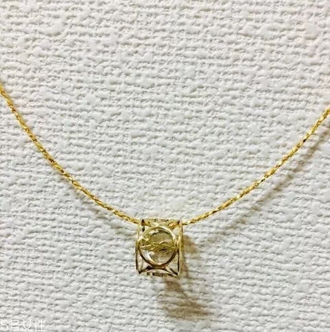 如何選擇口紅色號？口紅必不可少