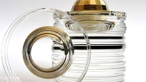 南瓜色口紅怎么挑選？十分高級的色彩