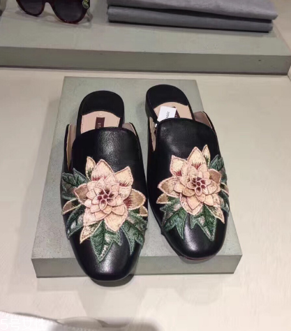 uterque入駐中國了嗎？西班牙鮮為人知的好品牌