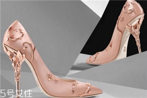 ralph russo是什么檔次？動人心弦的精美工藝