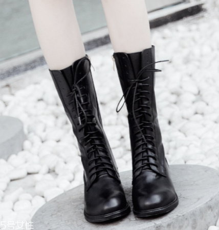 2018流行什么款式馬丁靴？自帶酷girl屬性