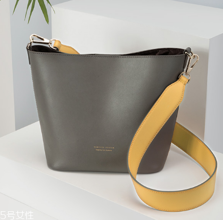 上班族背什么包包好看？這三款讓你每天造型百變