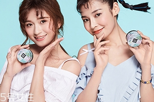 蜜粉可以代替粉餅嗎？兩者各有分工