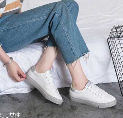 運(yùn)動(dòng)鞋開(kāi)膠了怎么辦？運(yùn)動(dòng)鞋脫膠這樣處理