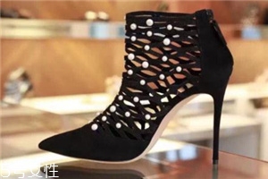 casadei是幾線品牌？意大利高級鞋履品牌