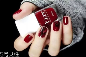 最時(shí)髦的冬日美甲 超顯白超氣質(zhì) 最時(shí)髦的冬日美甲 超顯白超氣質(zhì)