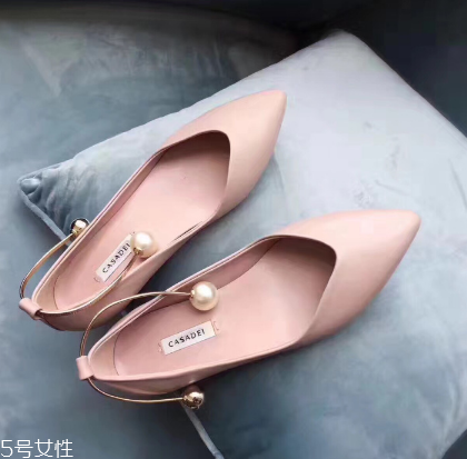 casadei是哪個國家的牌子？在最美的時光你需要一雙好鞋