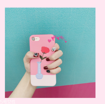 最時(shí)髦的冬日美甲 超顯白超氣質(zhì) 最時(shí)髦的冬日美甲 超顯白超氣質(zhì)