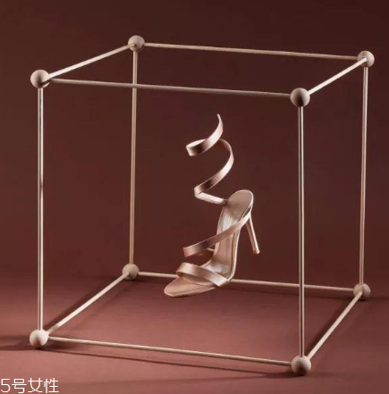 casadei鞋子多少錢？開啟你的奢華清單