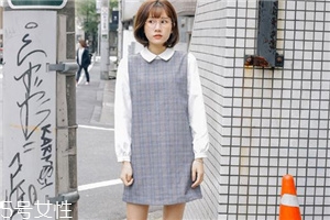 學(xué)院風(fēng)連衣裙怎么搭配？重新回到學(xué)生時(shí)代