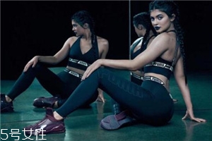 運(yùn)動(dòng)鞋鞋底磨損怎么補(bǔ)？不同磨損程度修補(bǔ)方法不同