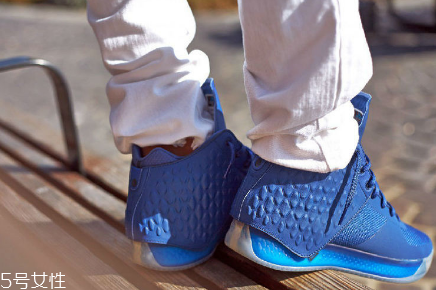 運動鞋有味道怎么去除？運動鞋去味小妙招