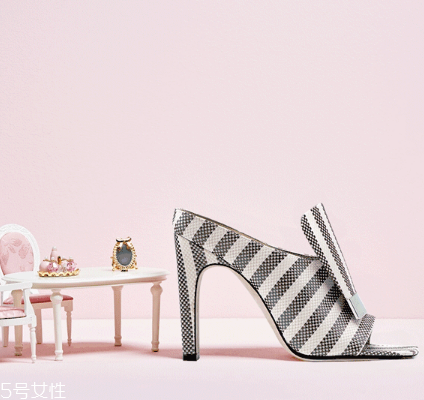 sergio rossi鞋子偏碼嗎？游走時尚尖端