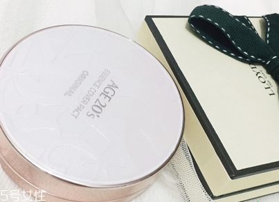 愛敬氣墊 赫拉和蘭芝哪個好用？根據膚質選擇