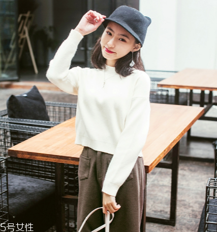 毛衣搭配什么裙子好看？?jī)?yōu)雅迷人過新年