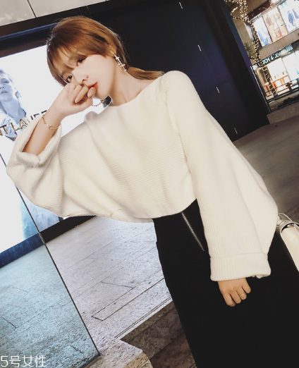 毛衣搭配什么裙子好看？?jī)?yōu)雅迷人過新年