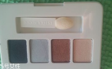 雅詩(shī)蘭黛眼影盤怎么用？