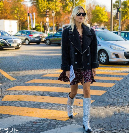 亮片衣服怎么搭配？助你成為時(shí)髦精