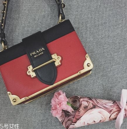 prada是一線品牌嗎？意大利百年奢侈品牌