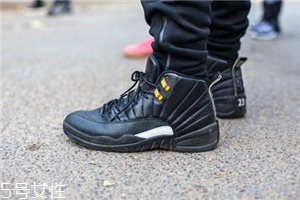 運動鞋發(fā)霉了怎么洗掉？霉斑清理要及時