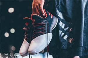運動鞋225是多少碼？再也不用擔心選錯尺碼