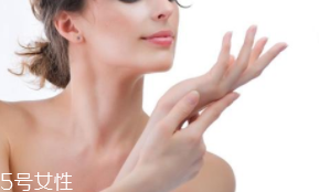 護手霜一天涂幾次最好？洗手后都可以涂