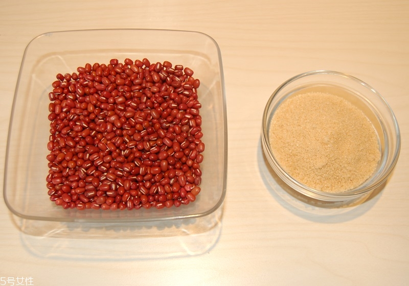 煮紅豆湯紅豆提前泡多久 4種鍋煮出4種口感 煮紅豆湯紅豆提前泡多久 4種鍋煮出4種口感