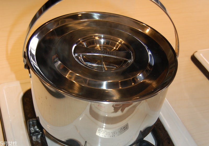 煮紅豆湯紅豆提前泡多久 4種鍋煮出4種口感 煮紅豆湯紅豆提前泡多久 4種鍋煮出4種口感